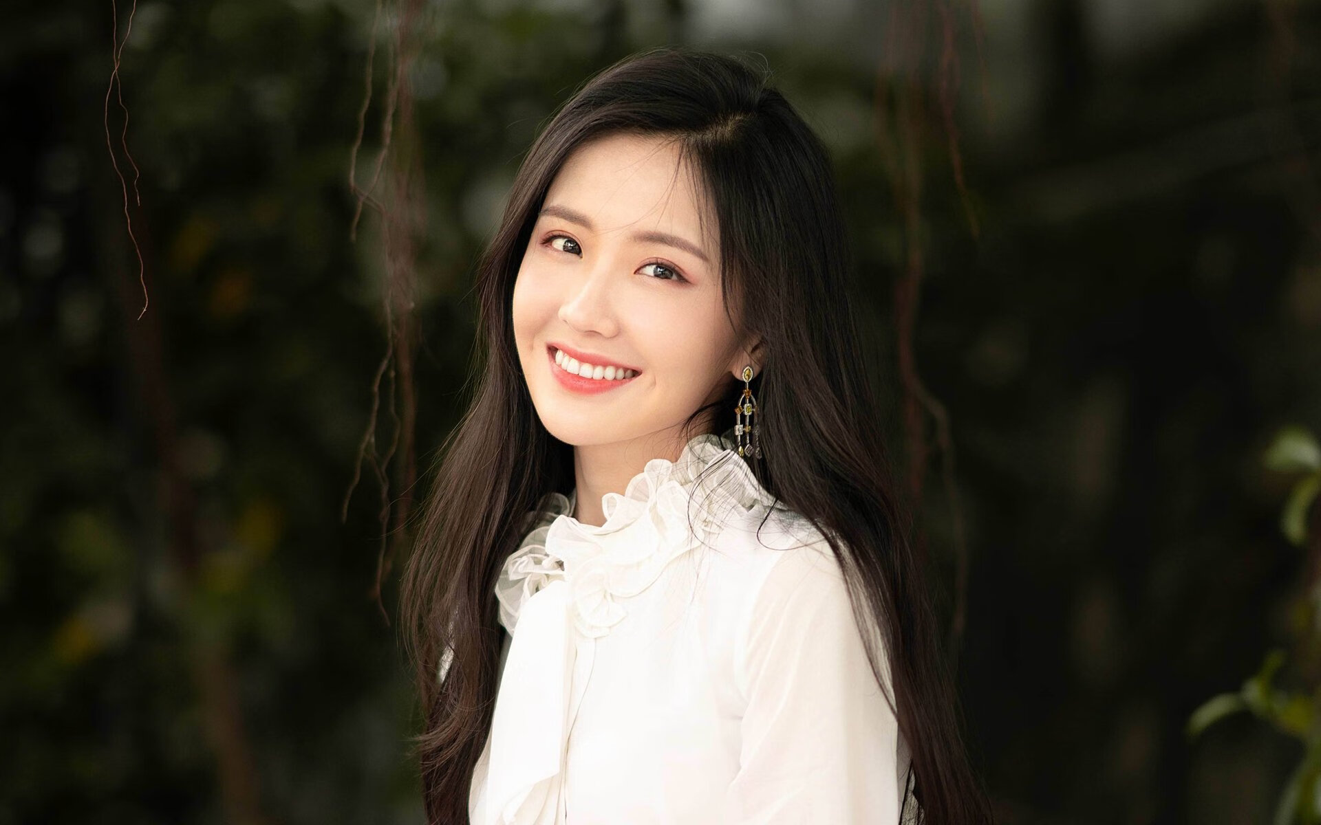 加维连击引爆攻势，那不勒斯铁壁封锁牙买加